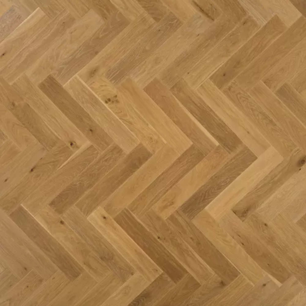 Gault Estate Herringbone in Norwich Honey Oak Hardwood