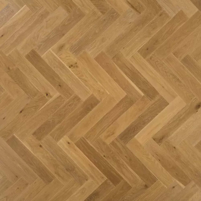 Gault Estate Herringbone in Norwich Honey Oak Hardwood