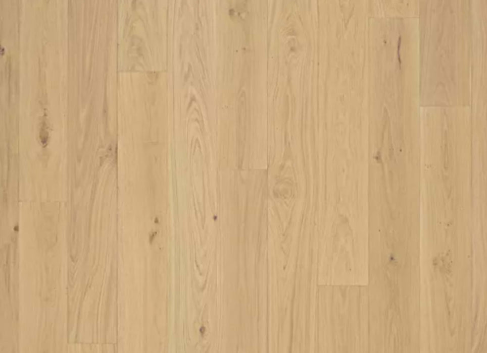 Chateau Loraine in Antique Buff Oak