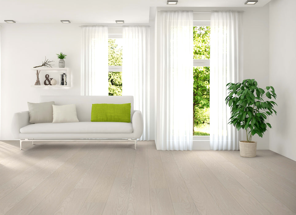Bravo in Corba Oak