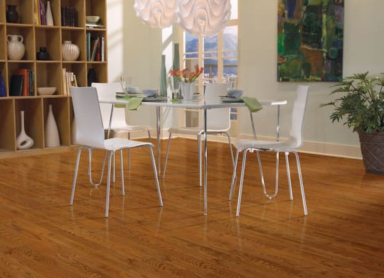 Dundee Red Oak Solid in Gunstock 4"