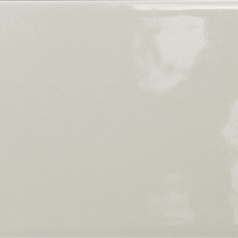 Catch in Fawn Glossy 4" X 16" Tile