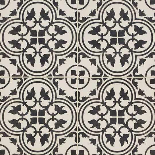 Memoir in Petal Black